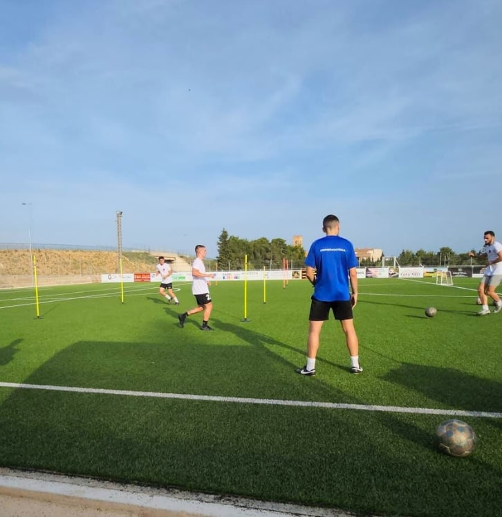 Sessió de camp clínics futbol